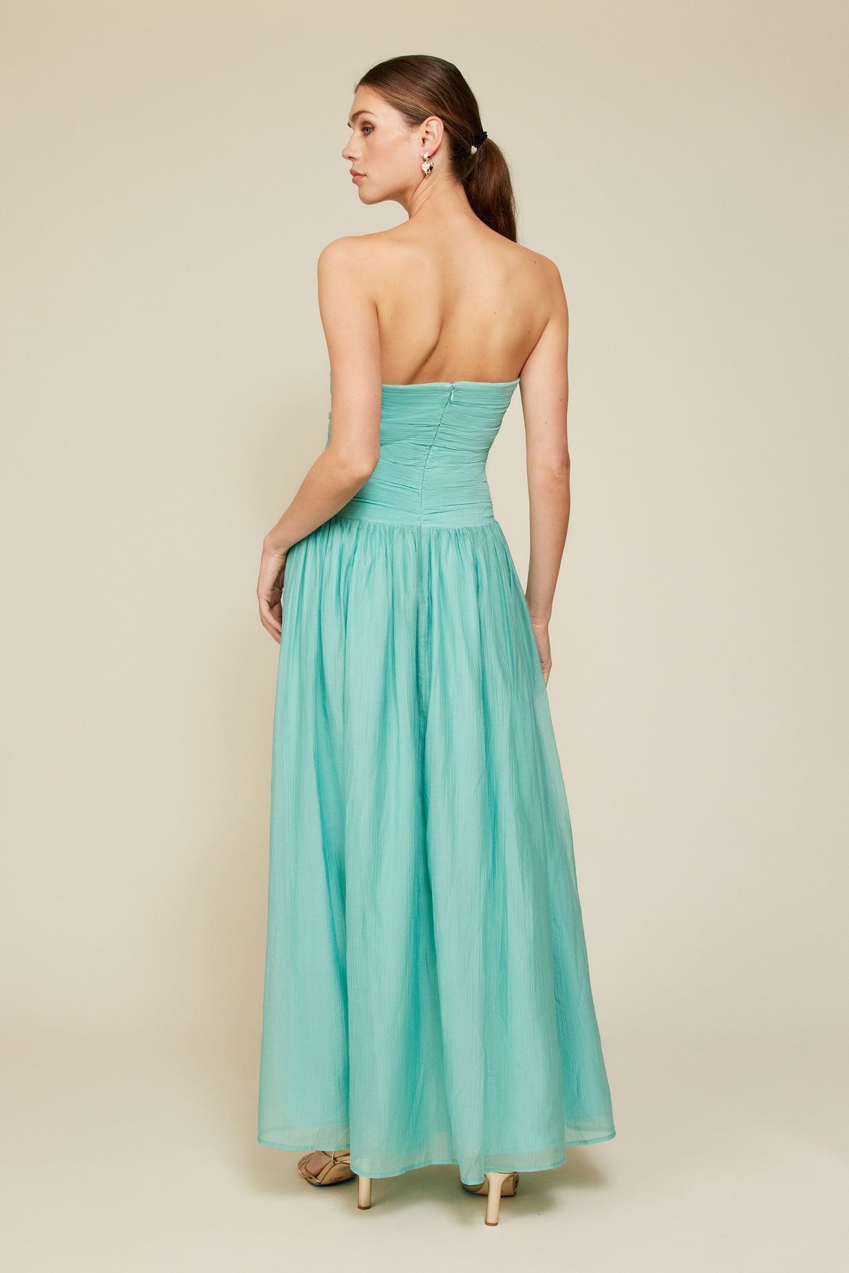 line and dot dress GOLDIE MINI Ideal for spring and summer gatherings vacations or daytime events it pairs beautifully with sandals or wedges for effortless charm. DELIA DRESS