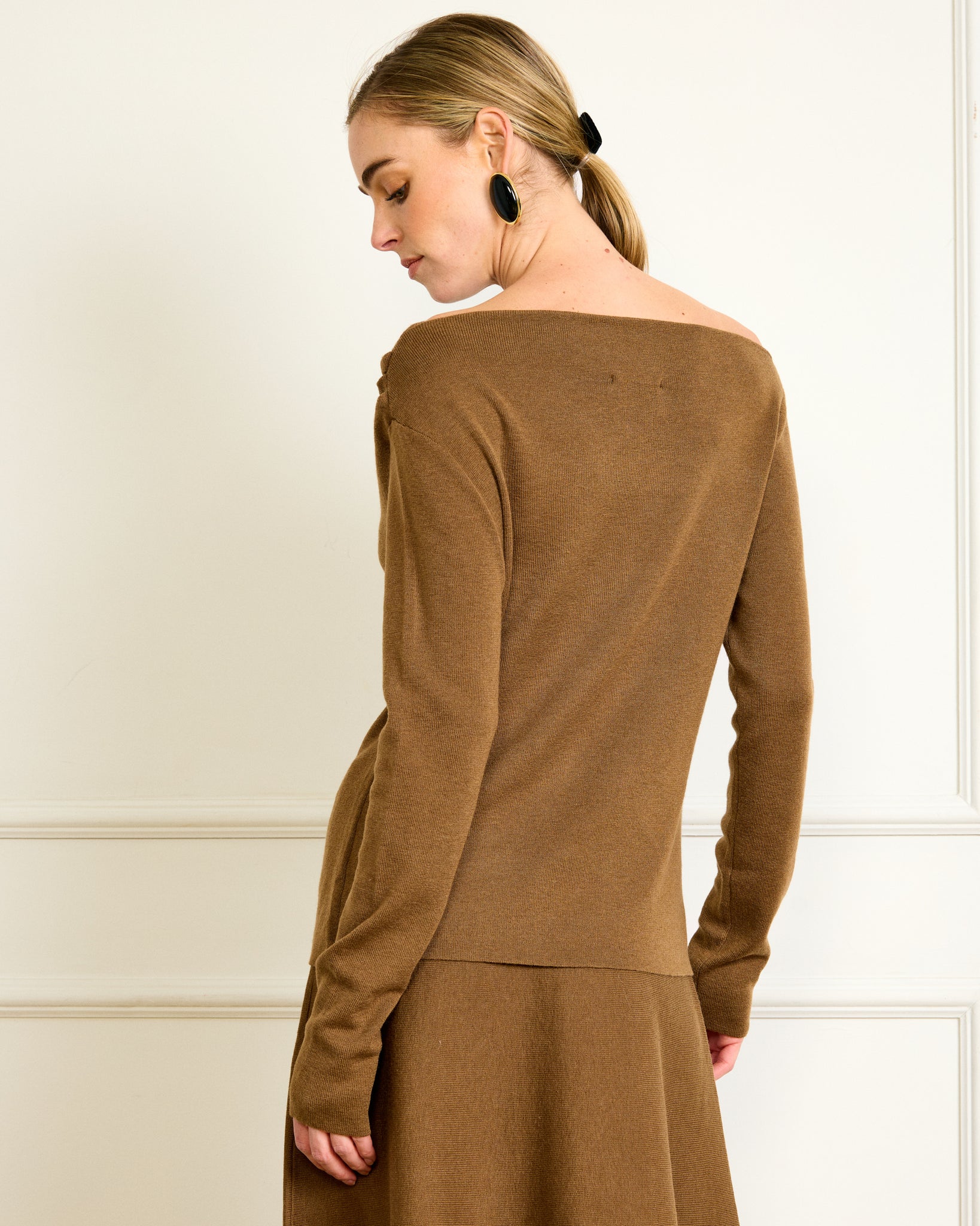 DELANIA SWEATER