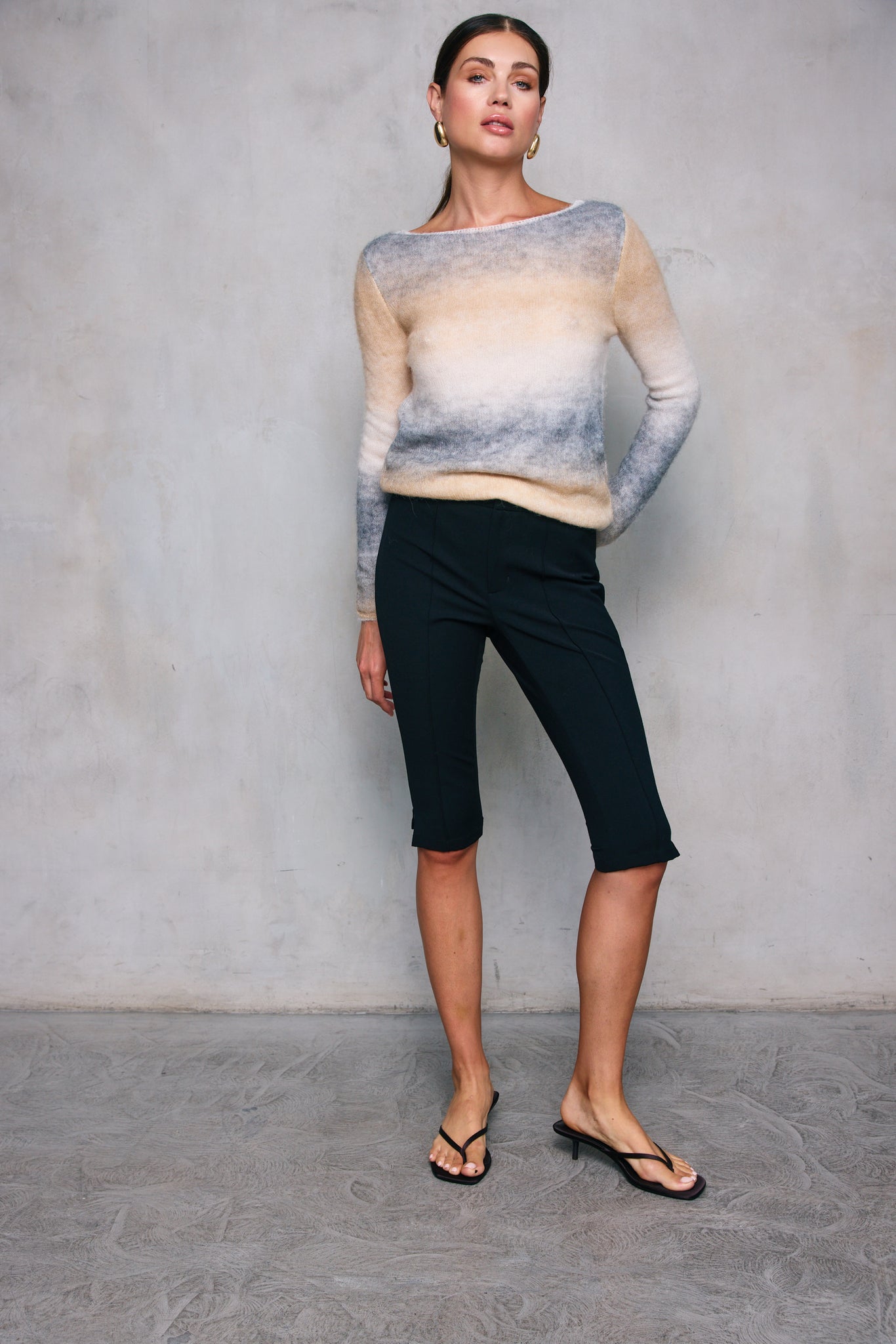 ABSTRACT OMBRE SWEATER