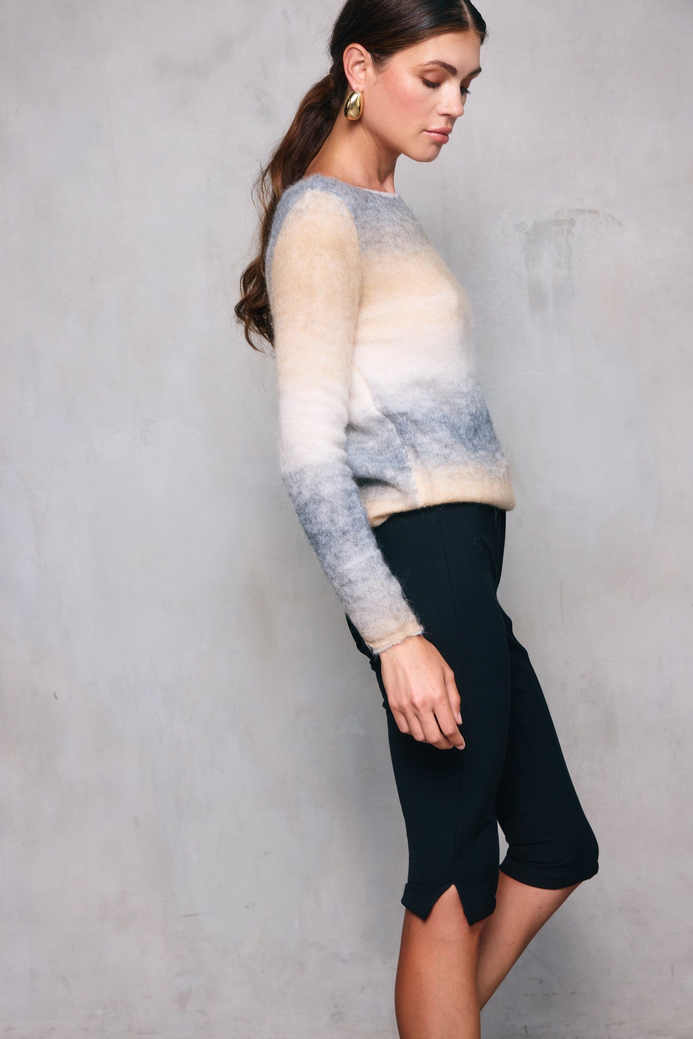 ABSTRACT OMBRE SWEATER