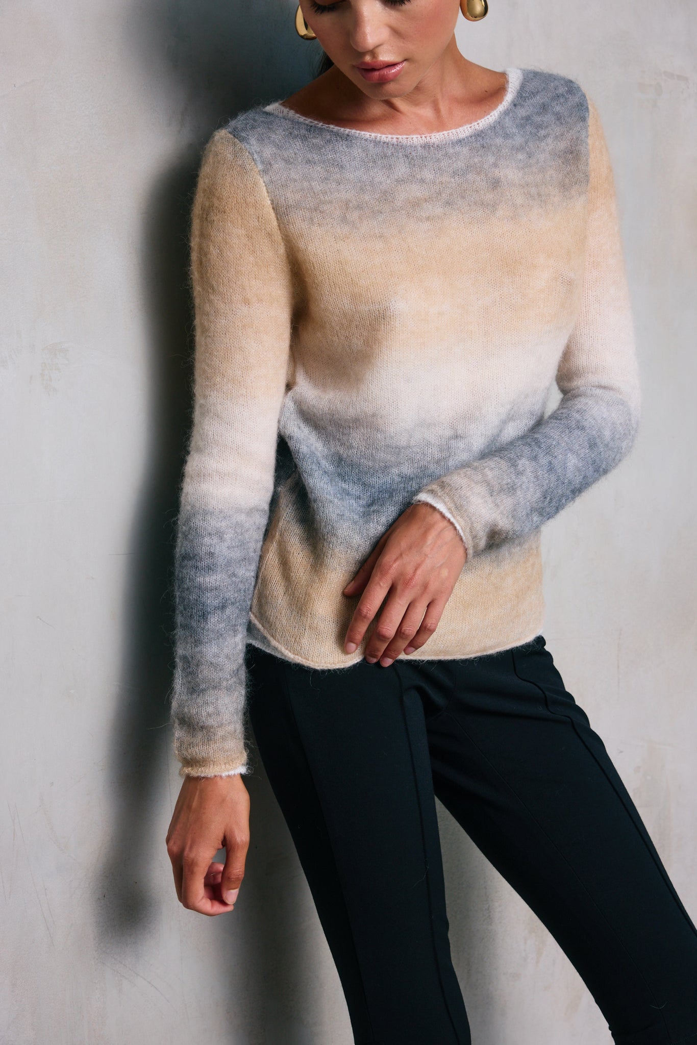 ABSTRACT OMBRE SWEATER