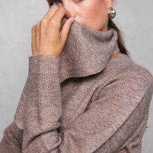 BILLIE SCARF SWEATER