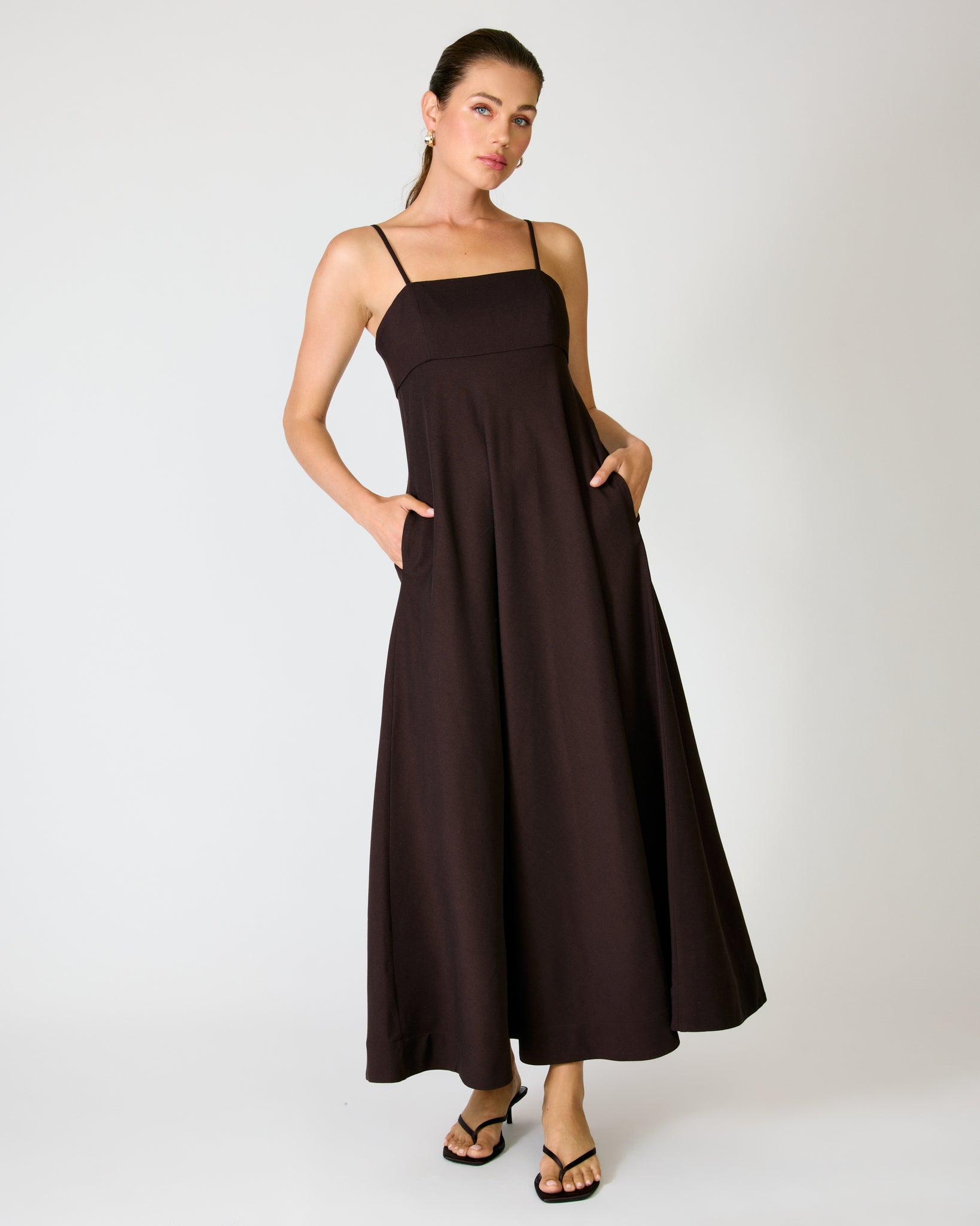 DRESSES  Line & Dot