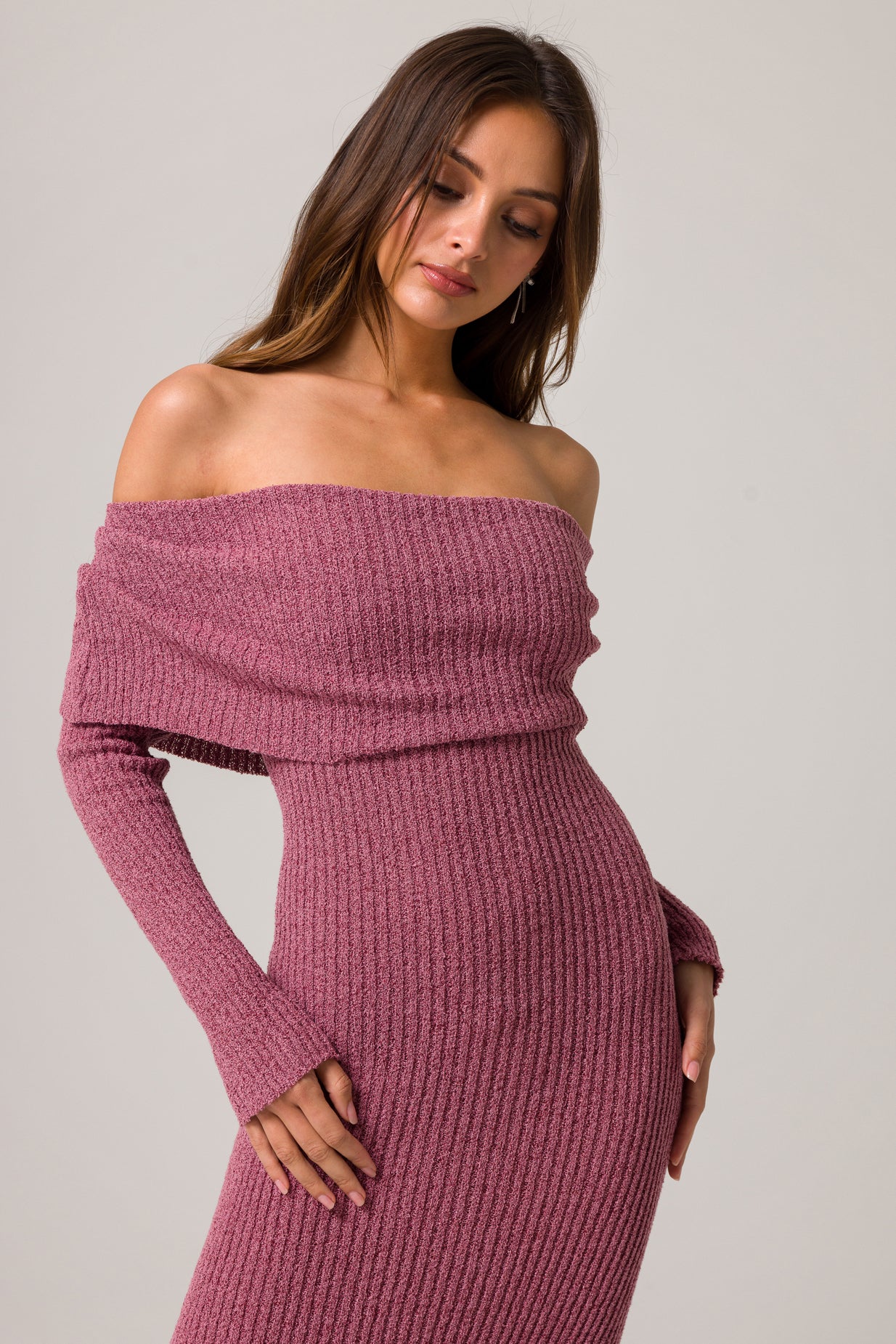 Lenora off shoulder dress – Line & Dot