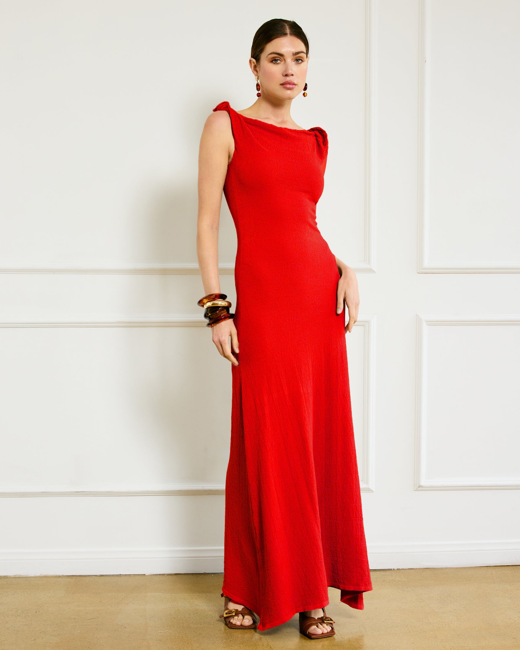 DRESSES – Line & Dot