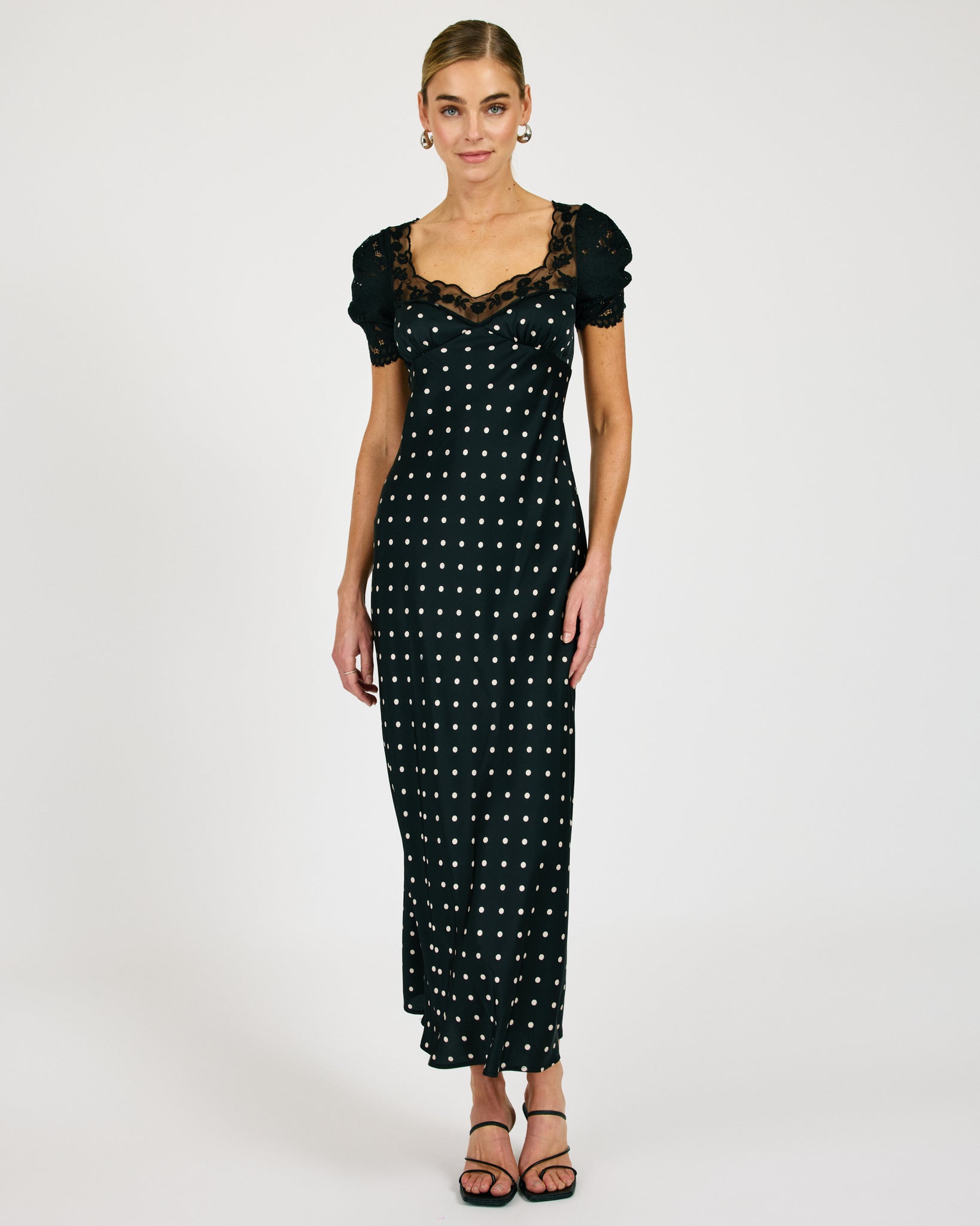 DRESSES  Line & Dot