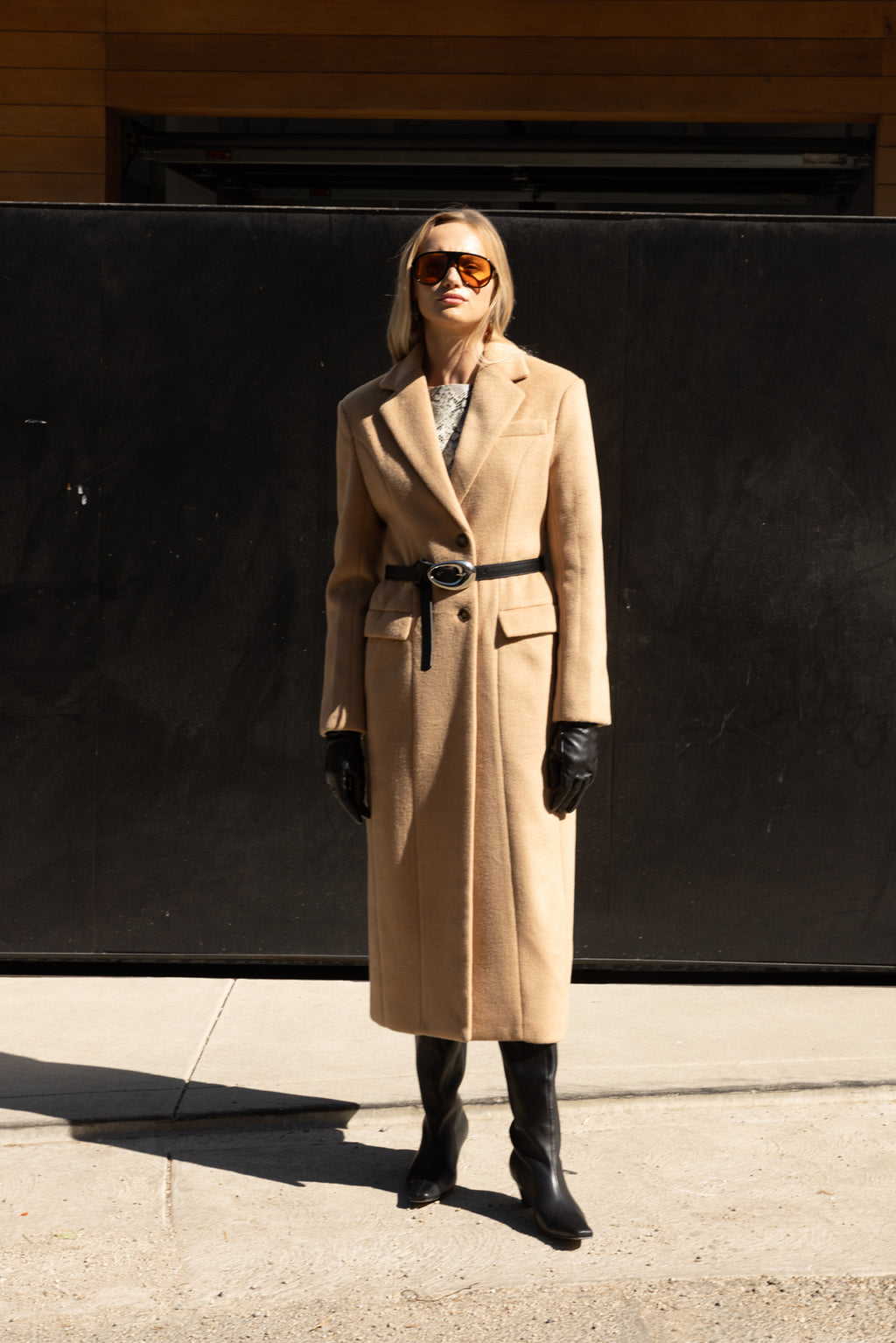 Mellow coat – Line & Dot