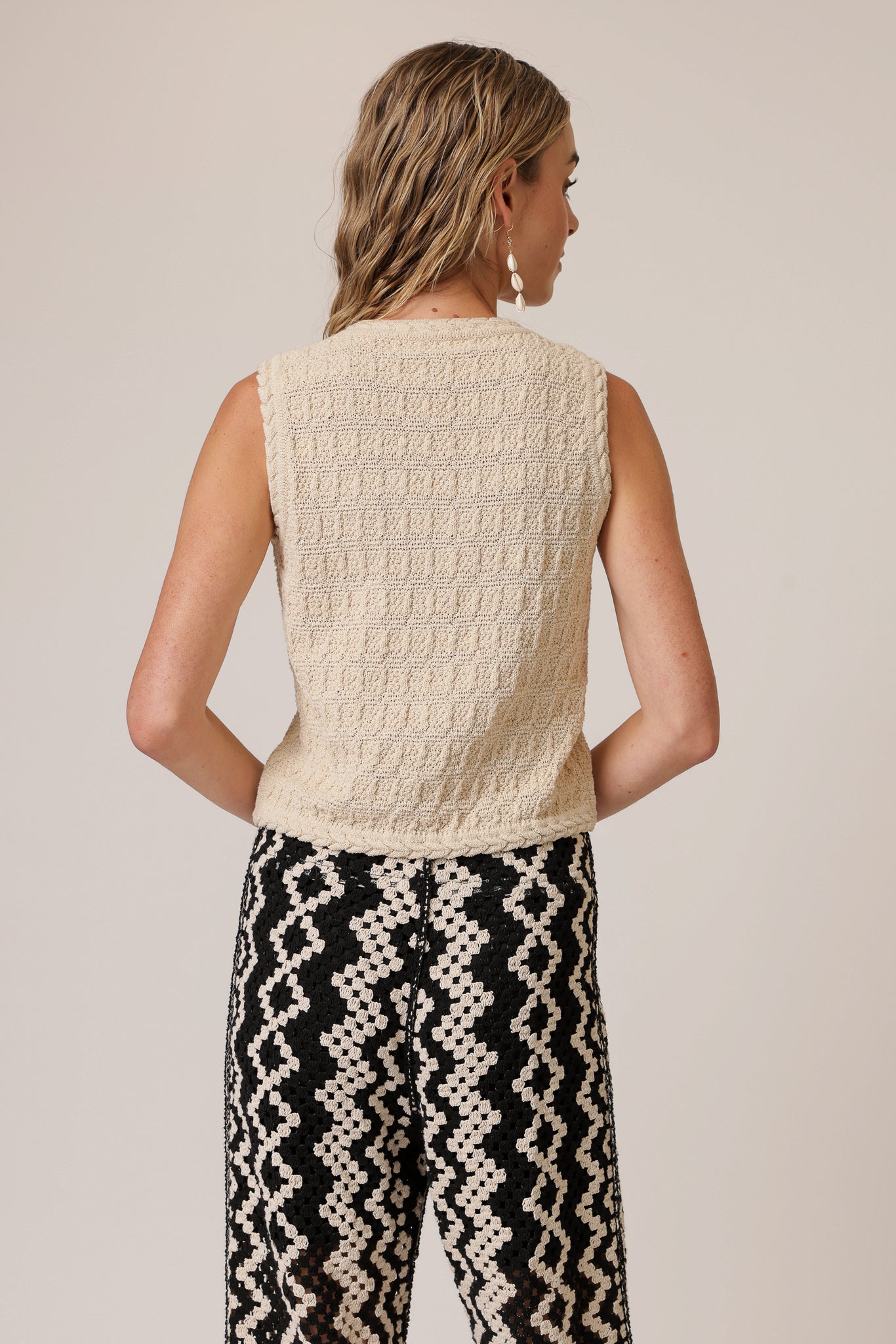 RIYA  SWEATER VEST