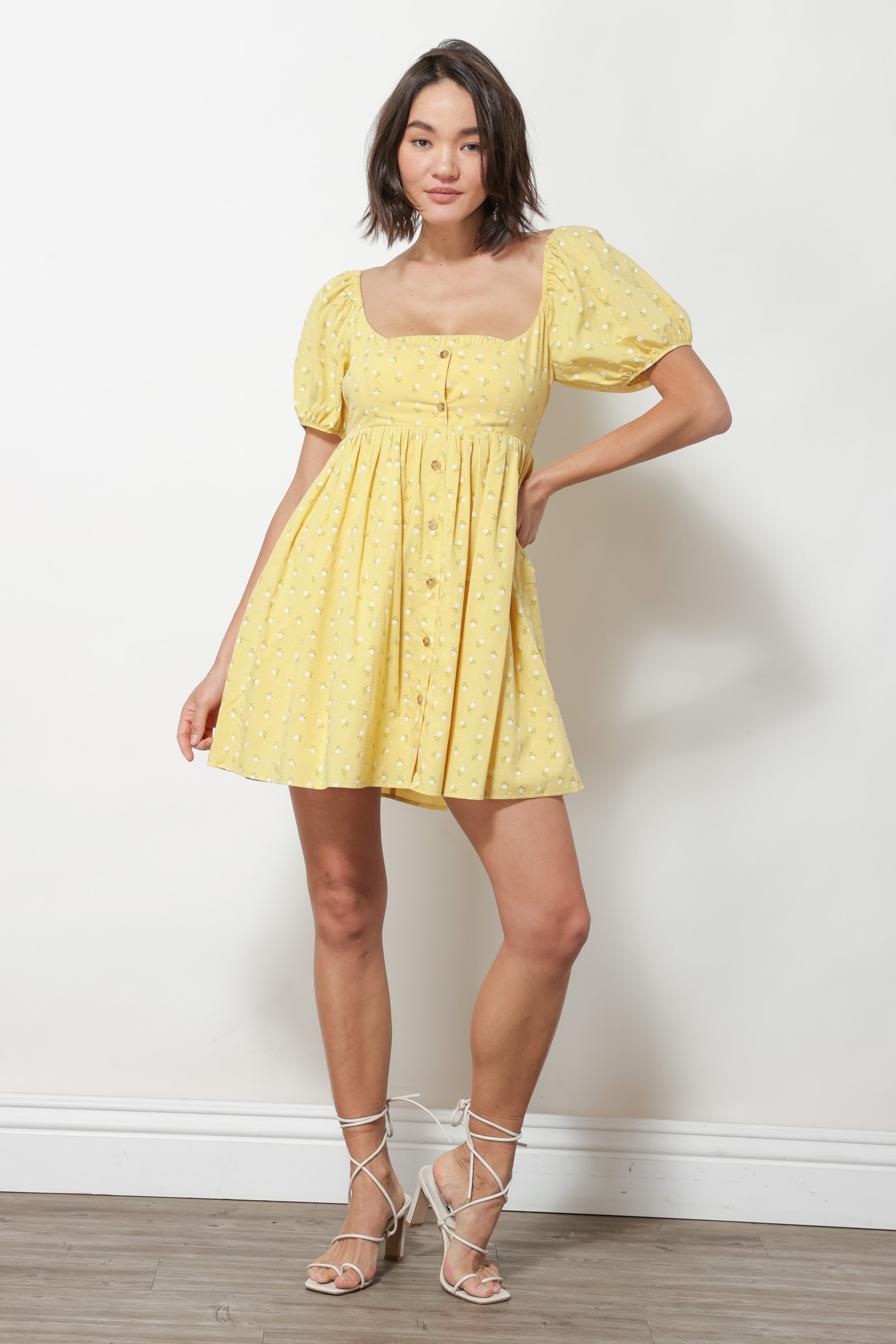 HAILEE FLORAL PRINT MINI DRESS HAILEE FLORAL PRINT MINI DRESS