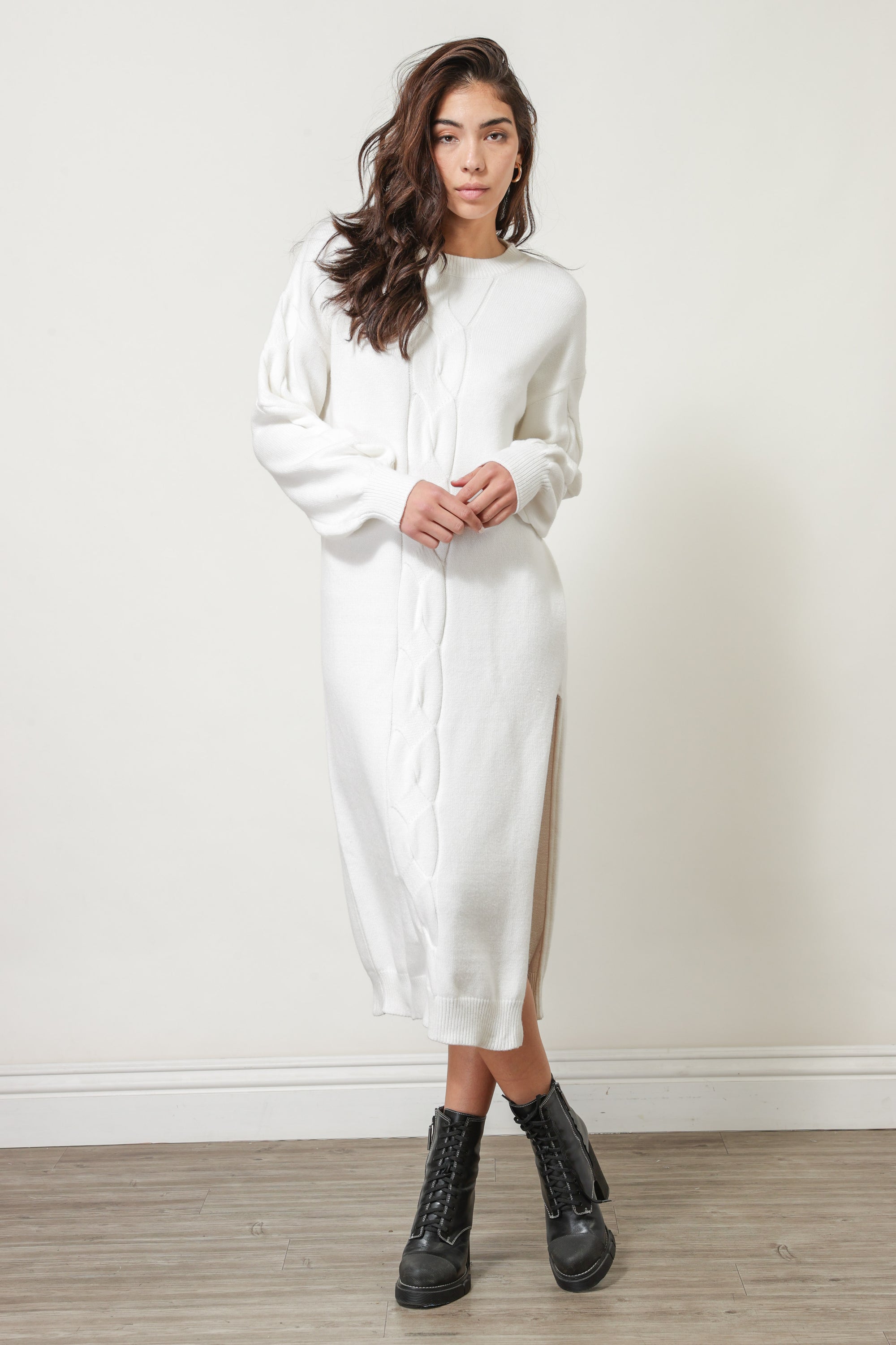 MAYA MAXI SWEATER DRESS MAYA MAXI SWEATER DRESS