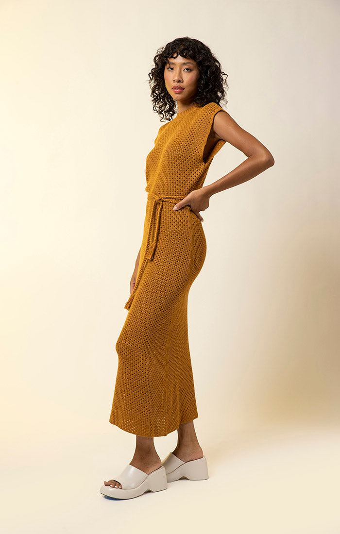 HOLIDAY DRESS